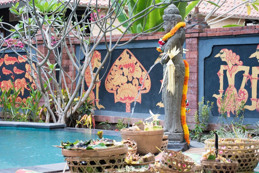 Hobbit'S House Homestay Banyuwedang Exterior foto