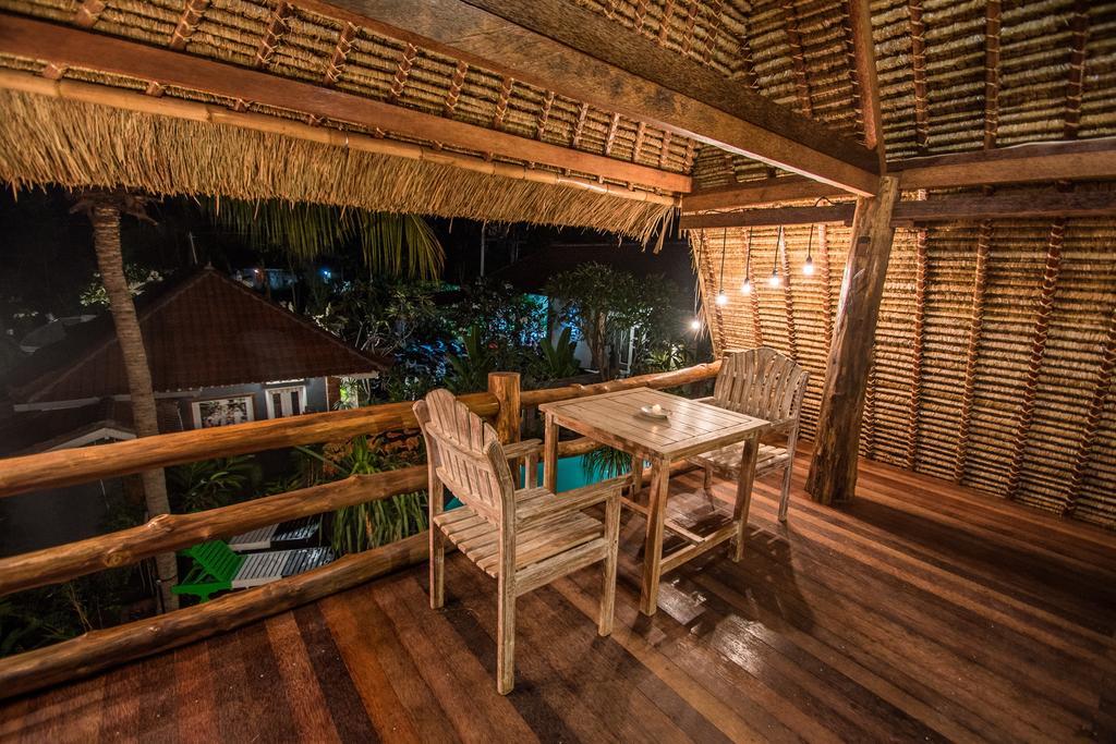 Hobbit'S House Homestay Banyuwedang Exterior foto